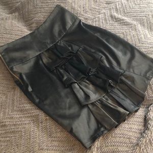 Classy Bebe High waisted skirt